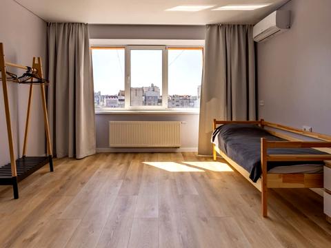 квартира за адресою Центральна вул., 1