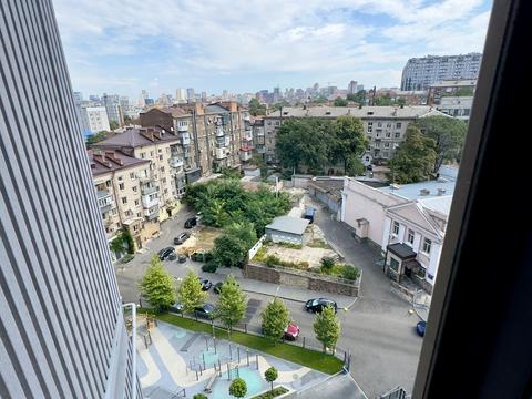 квартира по адресу Кучеревського бульв., 1