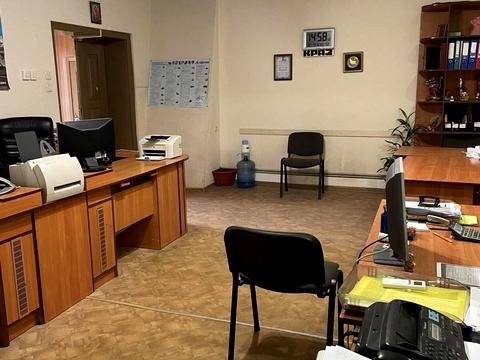 комерційна за адресою Петра Григоренка вул. (Виставочна), 88