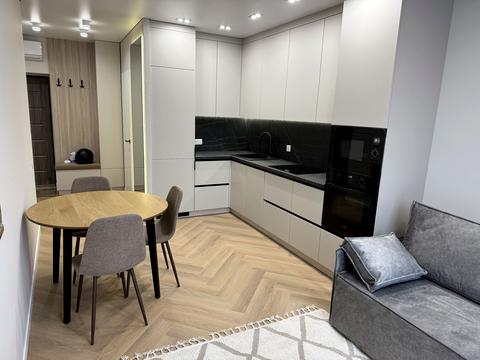 квартира за адресою Козельницька вул., 12