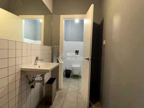 комерційна за адресою Лаврська вул. (Січневого Повстання), 16