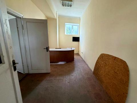 комерційна за адресою Стрийська вул., 45
