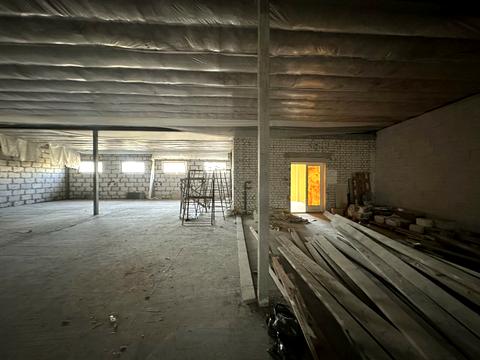 комерційна за адресою Чорних Запорожців вул. (Петра Запорожця), 28