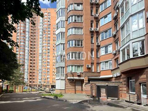 квартира за адресою Осіння вул., 33
