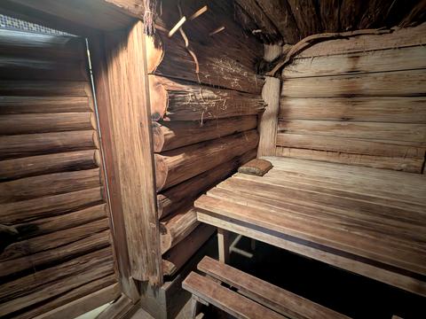 коммерческая по адресу Максима Рыльского ул., 19