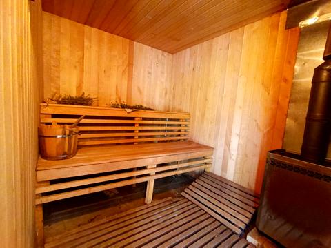 будинок за адресою Пастера, 1