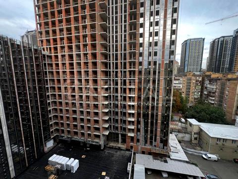 комерційна за адресою Антоновича вул. (Горького), 91