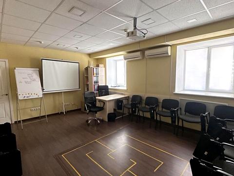 комерційна за адресою Тараса Шевченка бульв., 6