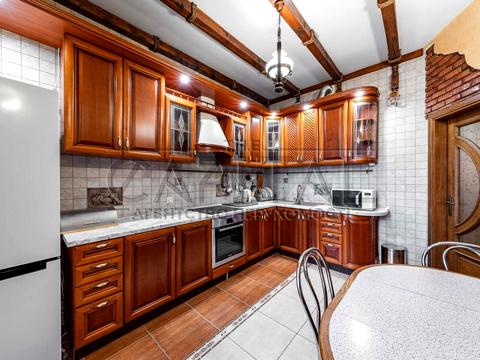 квартира за адресою Дмитрівська вул., 69