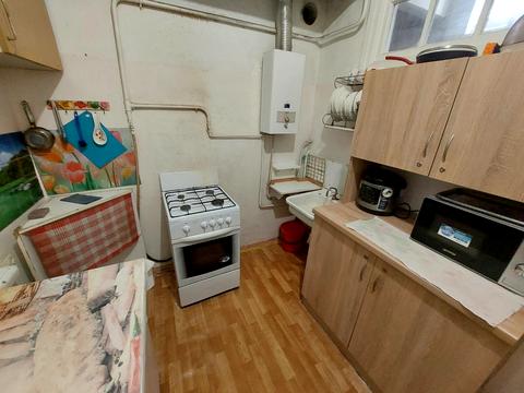 комната по адресу Андрія Мельника ул. (Генерала Тупікова), 3/1