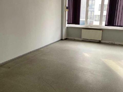 коммерческая по адресу Черновола просп. (700-летия Львова), 67