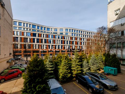 комерційна за адресою Князів Острозьких вул. (Московська), 27