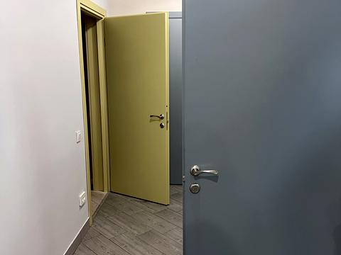 комерційна за адресою Святослава Караванського вул. (Жуковського), 10
