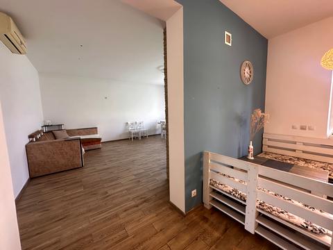 будинок за адресою Центральна вул.