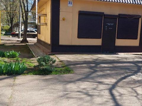коммерческая по адресу Космонавтов ул., 31