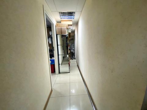 комерційна за адресою Незалежної України вул. (40 років Радянської України), 20