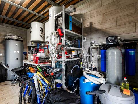 дом по адресу Київська