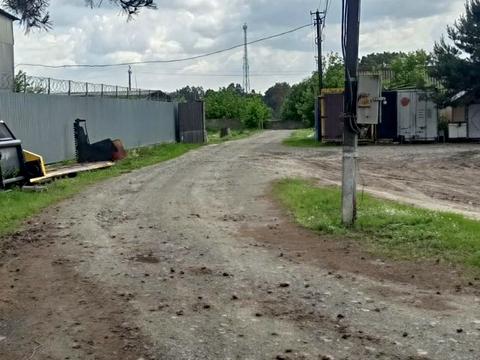коммерческая по адресу Центральна, 4