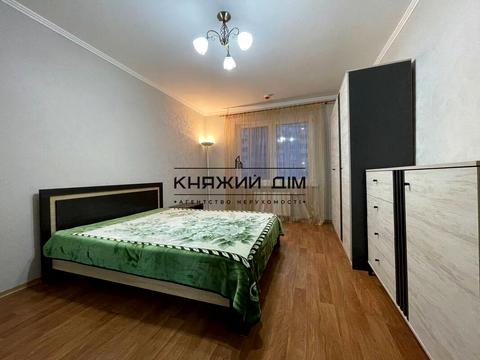 квартира по адресу Софии Русовой ул., 3-А