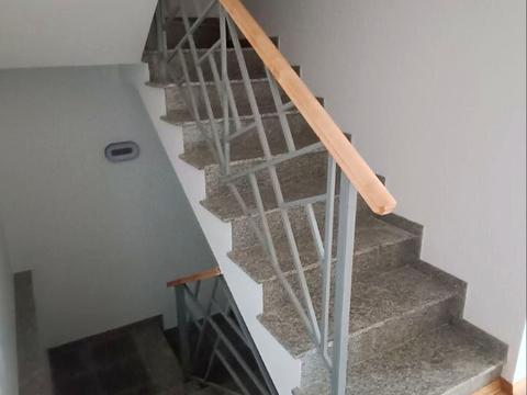 будинок за адресою Богдана Лепкого вул.