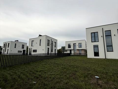 дом по адресу  ул.