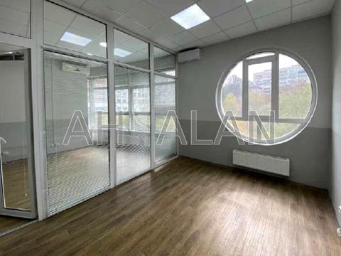 комерційна за адресою Кловський узвіз, 7a