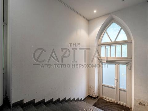 комерційна за адресою Євгена Чикаленка вул. (Пушкінська), 34-Б