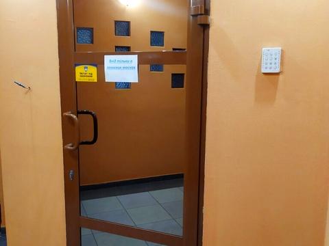 комерційна за адресою Гетьмана Кирила Розумовського вул. (Миколи Краснова), 17