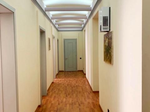 комерційна за адресою Ніни Строкатої вул. (Буніна), 17