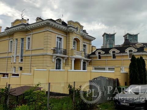 дом по адресу Зверинецкая ул.