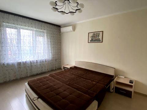 квартира по адресу Ревуцкого ул., 19/1