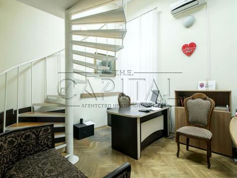 комерційна за адресою Ольгинська вул., 2/11