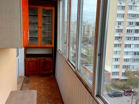 квартира за адресою Київ, Автозаводська вул., 11