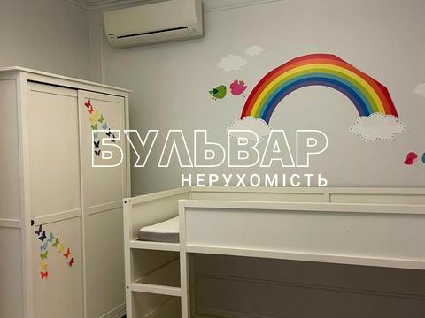 квартира по адресу Гвардейцев-Широнинцев ул., 33