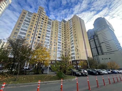 квартира по адресу Андрея Верхогляда ул. (Михайла Драгомирова), 4