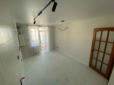 квартира за адресою Зодчих вул., 36