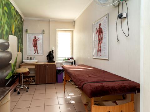 комерційна за адресою Ірпінська вул., 69