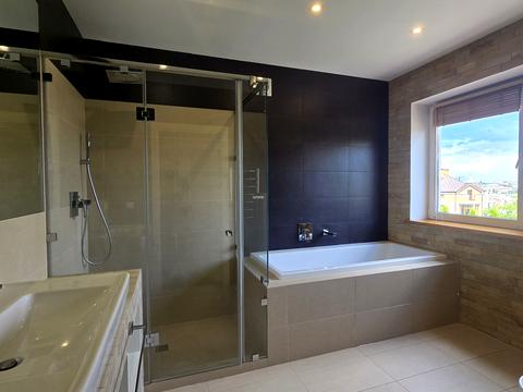 будинок за адресою Локомотивна вул., 23