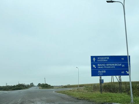 комерційна за адресою Івана Франка вул., 28