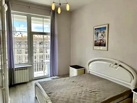 квартира за адресою Хрещатик вул. (Kreschatic), 21