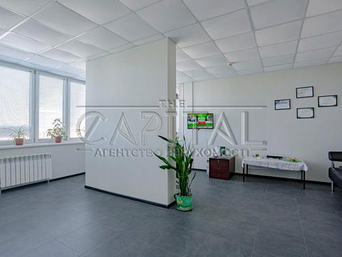 комерційна за адресою Здолбунівська вул., 9