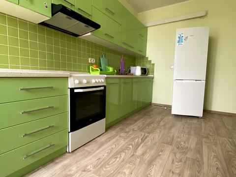 квартира за адресою Анни Ахматової вул., 32/18