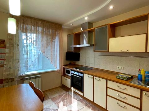 квартира по адресу Азербайджанская ул. (Бакинських Комісарів), 16/3