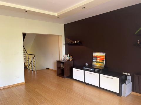 дом по адресу Буковинська