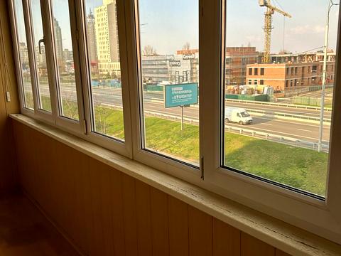 квартира за адресою Володимира Івасюка просп. (Героїв Сталінграду), 11