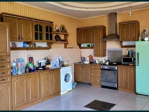 будинок за адресою Гідності вул. (Жертв Революції)