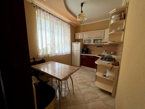 будинок за адресою Центральна, 20