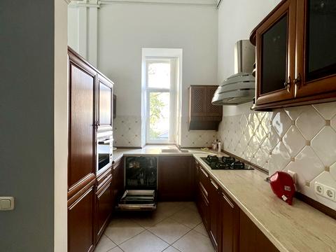 квартира за адресою Михайла Грушевського вул., 16
