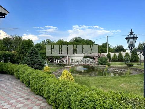 будинок за адресою Молодіжна вул.