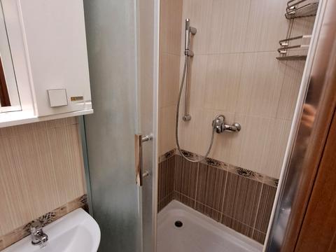 квартира по адресу обїзна, 12
